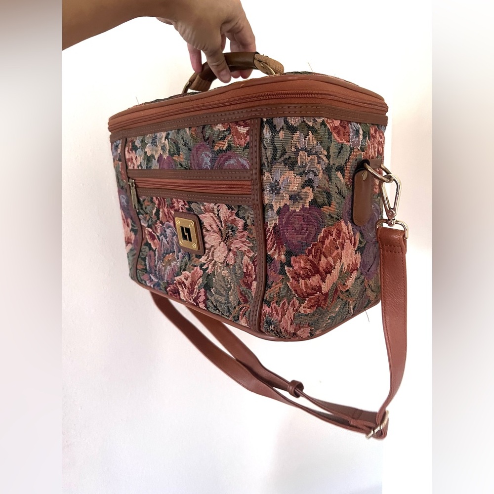 Vintage Floral Tapestry Cosmetics Bag/Cary On Faux Leather and Golden Hardware